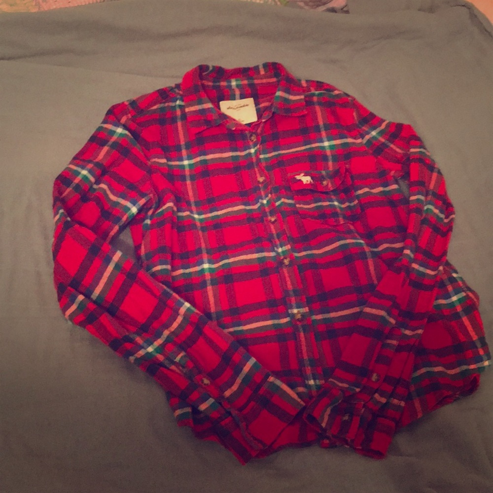 Abercrombie & Fitch plaid red long sleeve